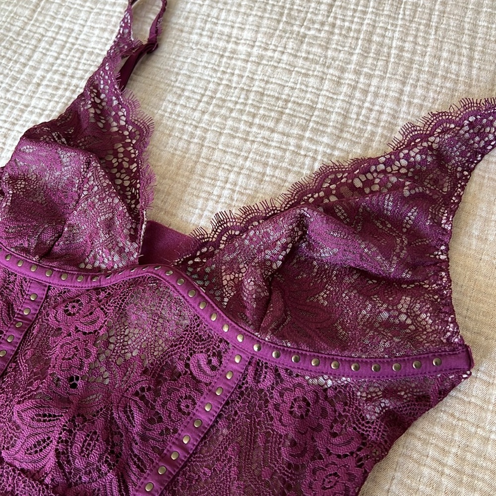 NWT Lace Bodysuit